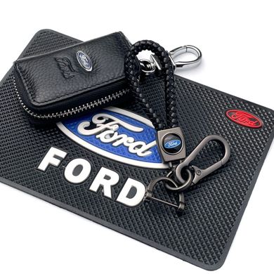 Купить Автонабор №55 для Ford / Коврик панели / Брелок с карабином и чехол для автоключей с логотипом 38733 Подарочные наборы для автомобилиста