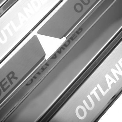 Купить Накладки на пороги для Mitsubishi Outlander 2001-2007 Нержавейка с загибом и Логотипом 4 шт (P-MI09) 96532 Накладки на пороги и бампер