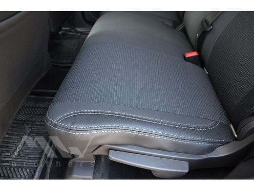 Купить Авточехлы модельные MW Brothers для Ford Kuga II с 2013 серия Premium Style 59221 Чехлы модельные MW Brothers