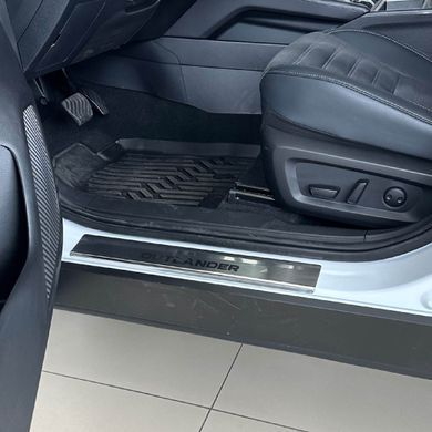 Купить Накладки на пороги для Mitsubishi Outlander IV 2021- Нержавейка с загибом и Логотипом 4 шт (P-MI20) 96535 Накладки на пороги и бампер