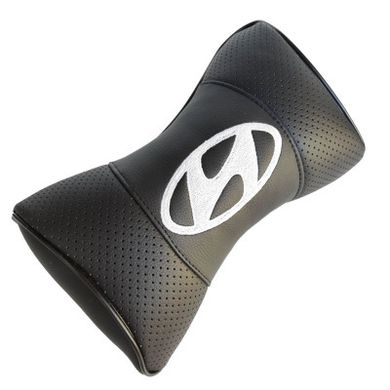 Купить Подушка на подголовник с логотипом Hyundai экокожа Черная 1 шт 8287 Подушки на подголовник - под шею