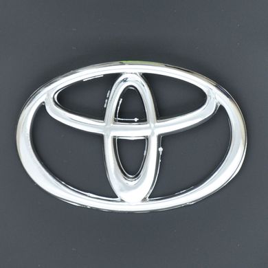Купити Емблема "Toyota" 98х64мм пластик/2 пукли 21591 Емблеми на іномарки