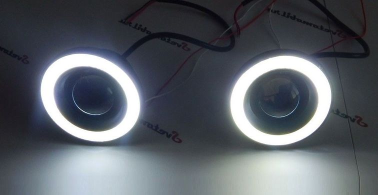 Купити Протитуманні LED Фари круглі / Лінза з ДХО D76 мм / 12V / 10W / 7000K-COB / 2 шт 8747 Протитуманні фари LED з лінзою і світло-тіньової кордоном