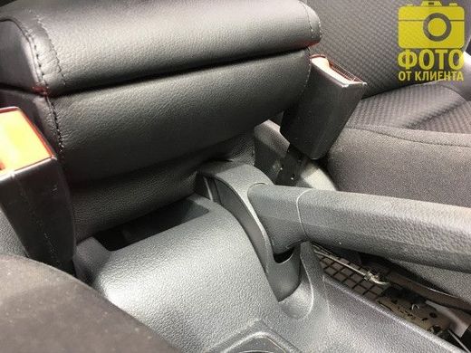 Купити Підлокітник модельний Armrest для Volkswagen Jetta VI 2010-2018 Чорний 40450 Підлокітники в авто