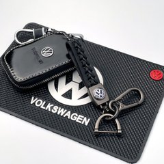 Купить Автонабор №77 для Volkswagen / Коврик панели / Брелок с карабином и чехол для автоключей с логотипом 38744 Подарочные наборы для автомобилиста