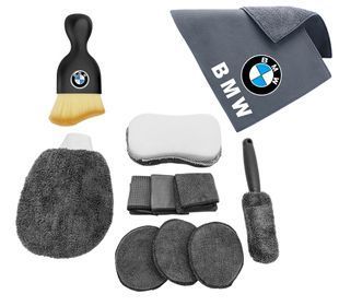 Купить Набор для ухода за авто Bmw (полотенце и щетка с логотипом+набор для мойки) 12 едениц 90230 Наборы техпомощи и ухода для автомобилиста