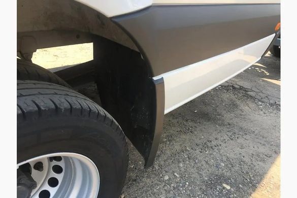 Купити Бризковики Mercedes-Benz Sprinter II (W906) 2006-2017 (NOT FIT 6WHEELS) Модельні комплект 4 шт (OEM: A9068820004 A9068820104 A9068820204 A90688 110379 Бризговики Mercedes-Benz