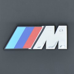 Купити Емблема - напис "M" (кольорова) скотч 80х30 мм (Туреччина) 22098 Емблема напис на іномарки