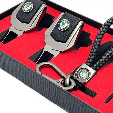 Купити Подарунковий набір №1 для Skoda з заглушок та брелока із Зеленим логотипом Темний хром 39538 Подарункові набори для автомобіліста