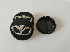 Купить Колпачки на литые диски Daewoo 60х55 мм /объемный логотип / Черные 4 шт 23019 Колпачки на титаны с логотипами