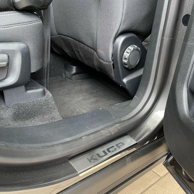 Купити Накладки на пороги для Ford Kuga / Escape 2013-2019 Нержавіюча сталь із загином та Логотипом 4 шт (Premium P-FO41) 96558 Накладки на пороги та бампер