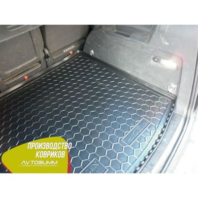 Купити Автомобільний килимок в багажник Volkswagen Touran 2003- / Гумовий (Avto-Gumm) 27606 Килимки для Volkswagen