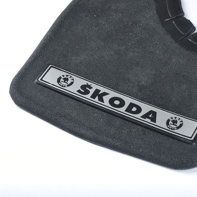 Купити Бризковики малі Elegant для Skoda Серебренн. напис,м'яка структурна гума Mud-Flaps2 шт 23468 Бризковики універсальні з логотипом моделей