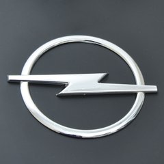 Купить Эмблема для Opel 126 x 152 мм пластиковая Xром Скотч (Omega B) 21567 Эмблемы на иномарки