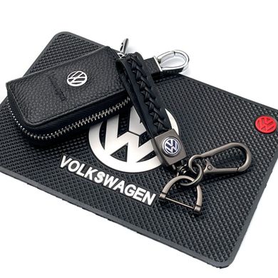 Купити Подарунковий набір №44 для Volkswagen / Килимок Торпеди / Брелок з карабіном / чохол тиснена шкіра 38714 Подарункові набори для автомобіліста