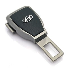 Купить Заглушка перехідник ременя безпеки з логотипом Hyundai Темный хром 1 шт 39440 Заглушки ремня безопасности