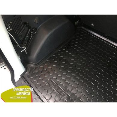Купить Автомобильный коврик в багажник Renault Dokker 2013- Резино - пластик 42301 Коврики для Renault