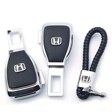 Купити Набір в авто для Honda №2 / Заглушка перехідник ременя безпеки та брелока з логотипом 36701 Подарункові набори для автомобіліста
