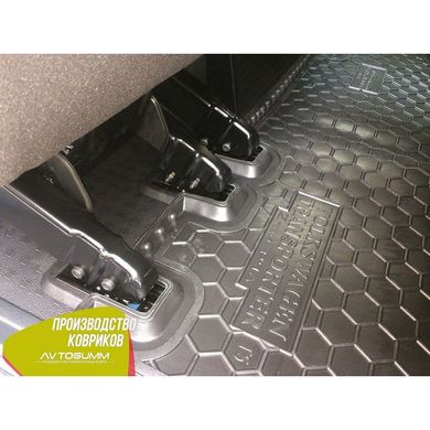 Купити Автомобільні килимки в салон Volkswagen T5 Caravelle 2010- (2-й ряд) з пічкою (Avto-Gumm) 27875 Килимки для Volkswagen