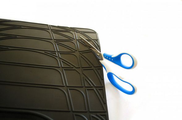 Купити Автомобільний килимок у багажник TRUNK MAT UNI BOOT L 137x109 см 30683 Універсальні Килимки в багажник